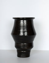 Destructured ceramic vase