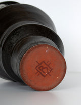 Destructured ceramic vase