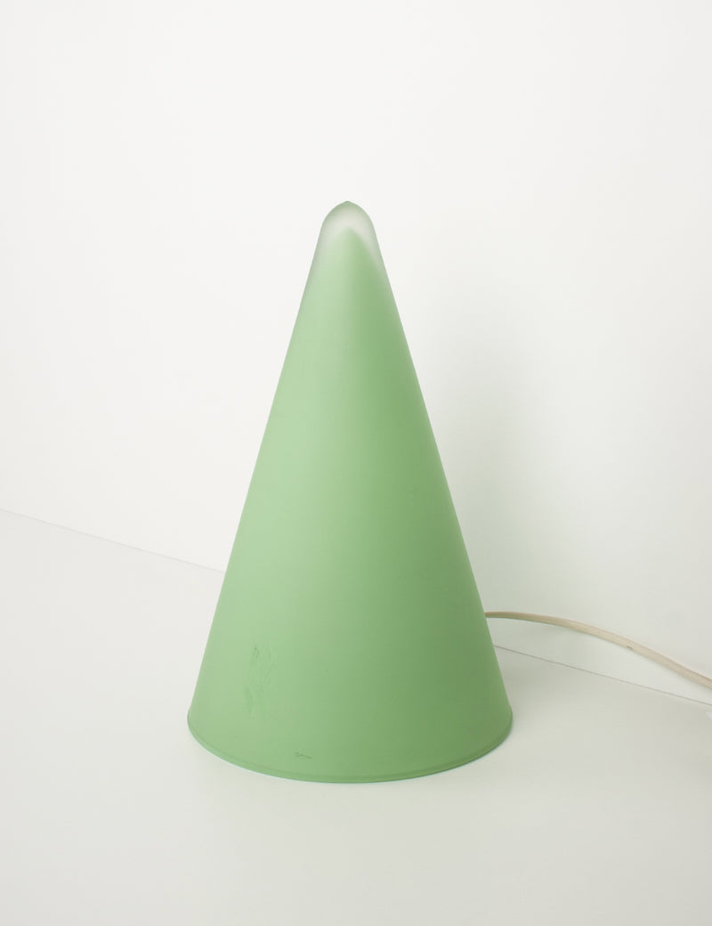Lampe en verre conique verte TEEPEE – Appartement Témoin Lampe en verre conique verte TEEPEE – Appartement Témoin