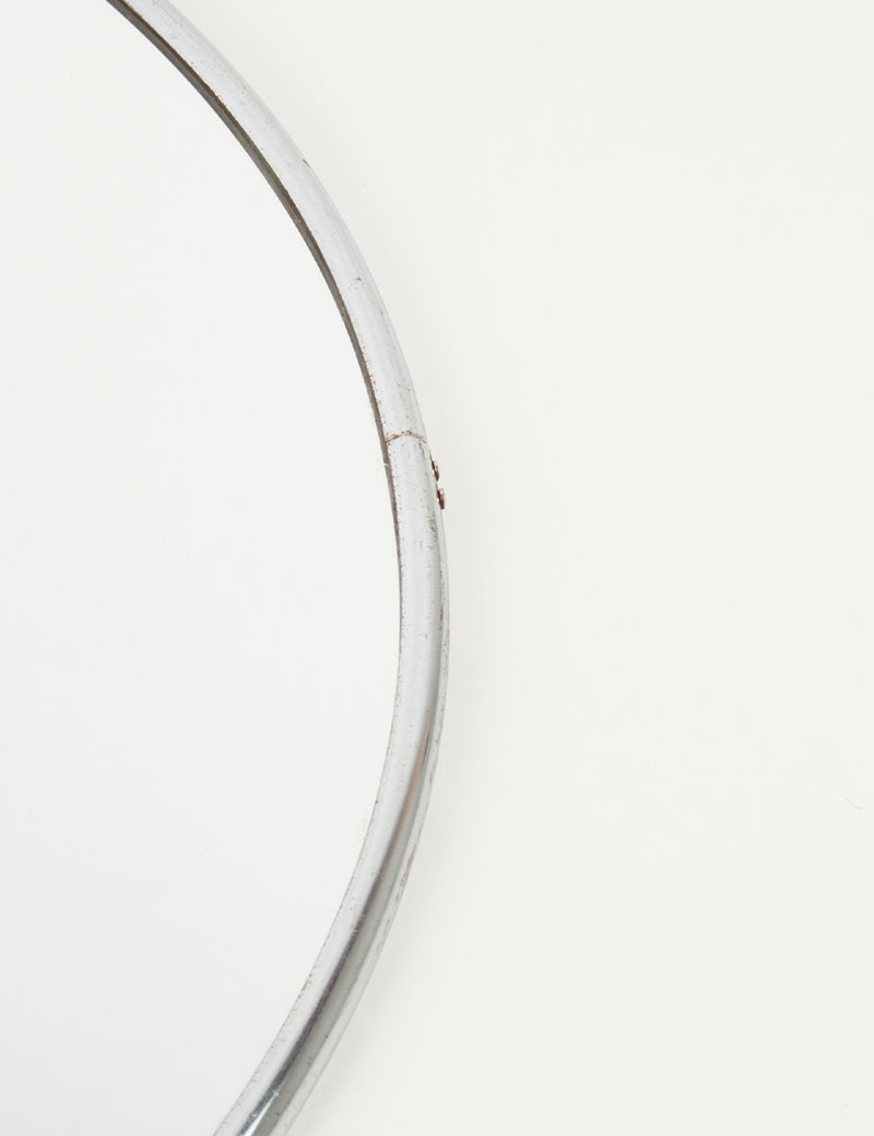 Circular mirror in chrome steel
