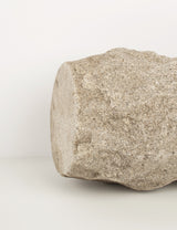 Vase ancien roche granite