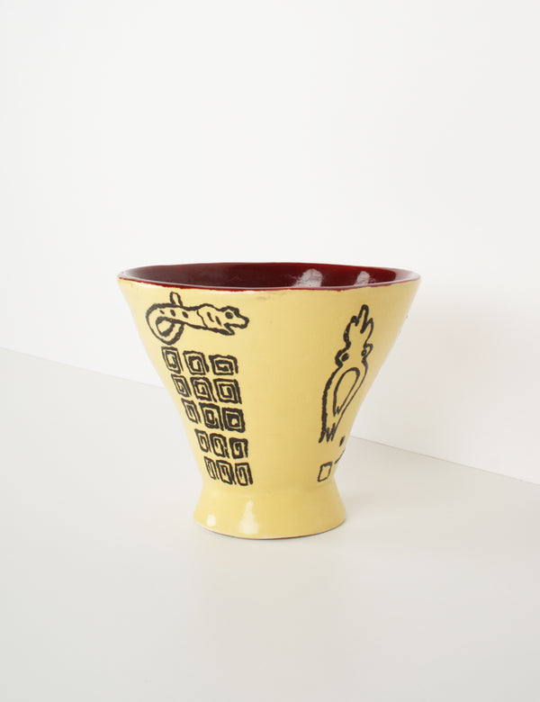 Vintage vase with primitive design