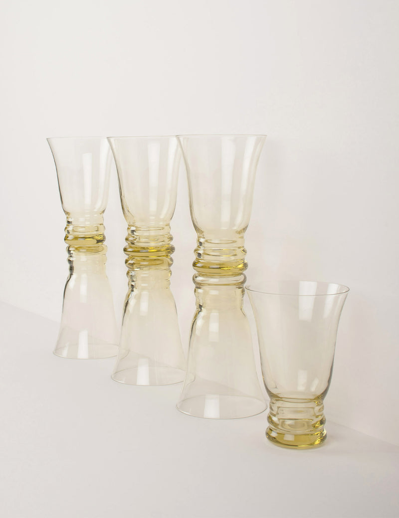 verres à eau evasés vintage jaune pale